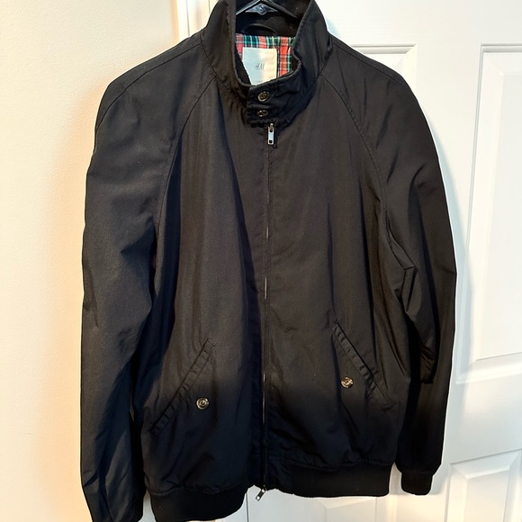 H&M Black Lightweight Jacket - Picture 1 of 3